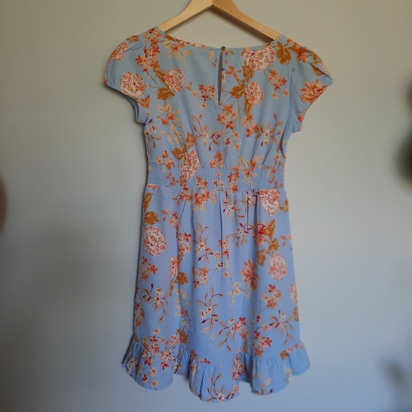 Vintage style floral dress - Picture 3 of 9